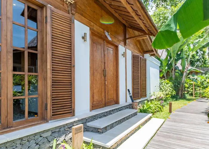 Umah Lusa Munduk
